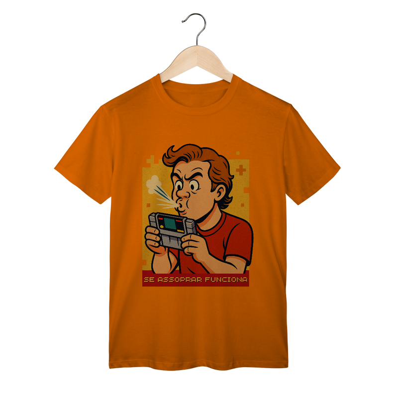 Camiseta Nerd Retrô — Se Assoprar Funciona